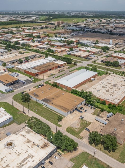 8816-8820 Directors Row aerial exterior